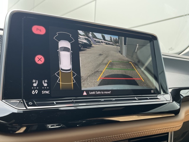 2025 Volkswagen Atlas Cross Sport SEL R-Line photo 7