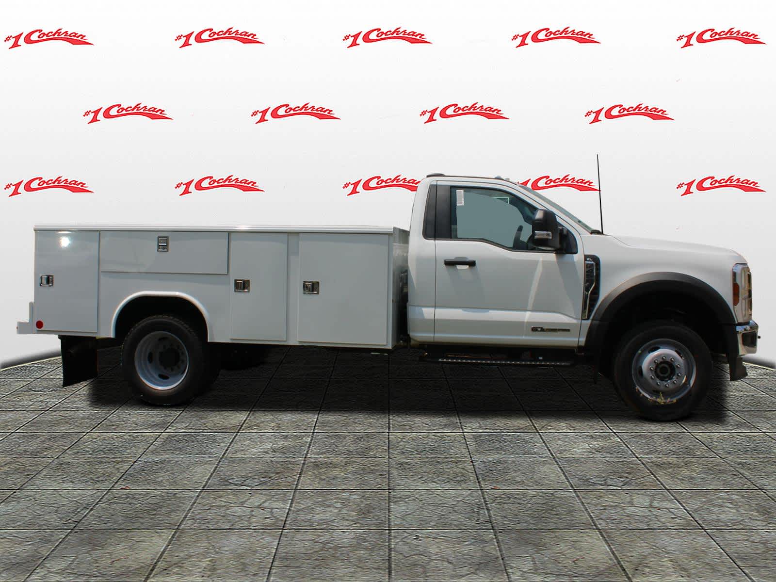 2024 Ford F-450 XL photo 3