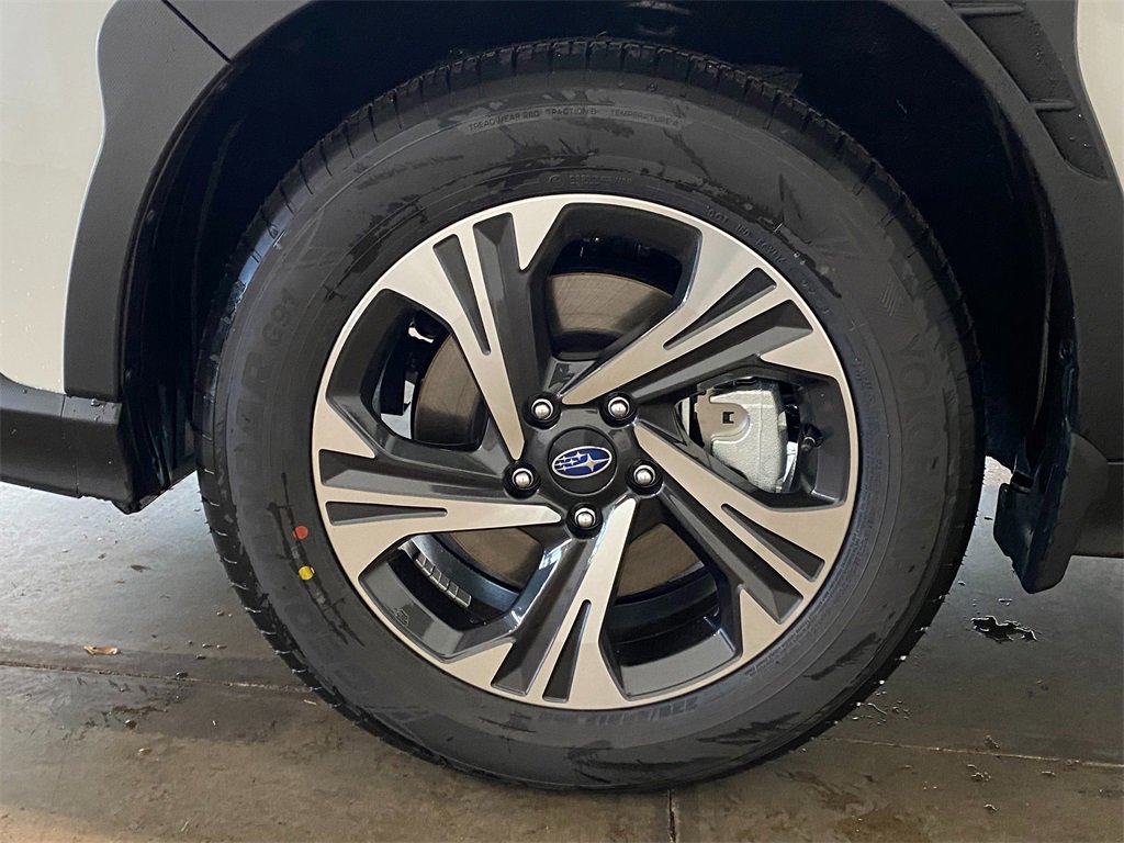 2025 Subaru Crosstrek Premium photo 10