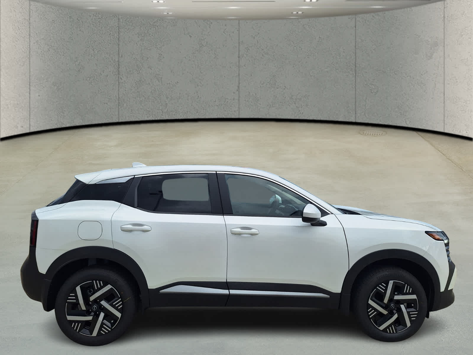 2025 Nissan Kicks SV photo 6