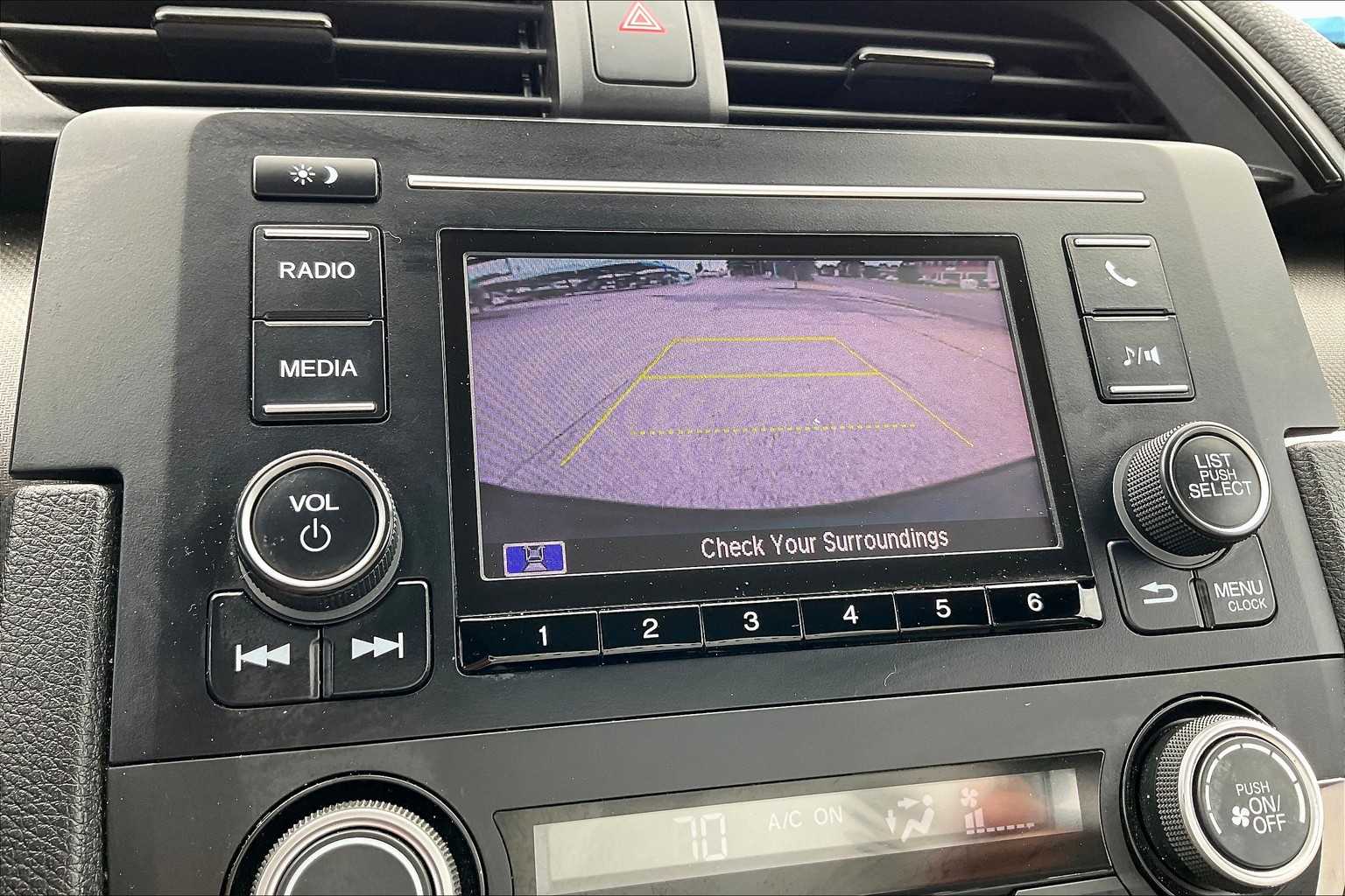 2020 Honda Civic LX photo 25