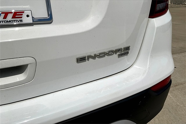 2020 Buick Encore Essence photo 8
