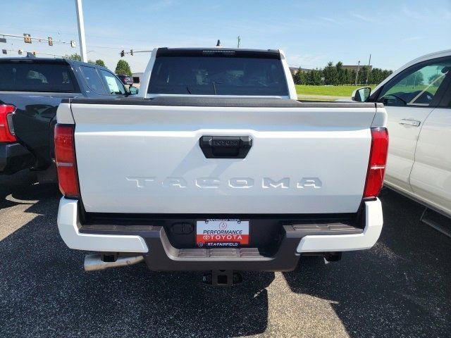 2025 Toyota Tacoma SR5 photo 5