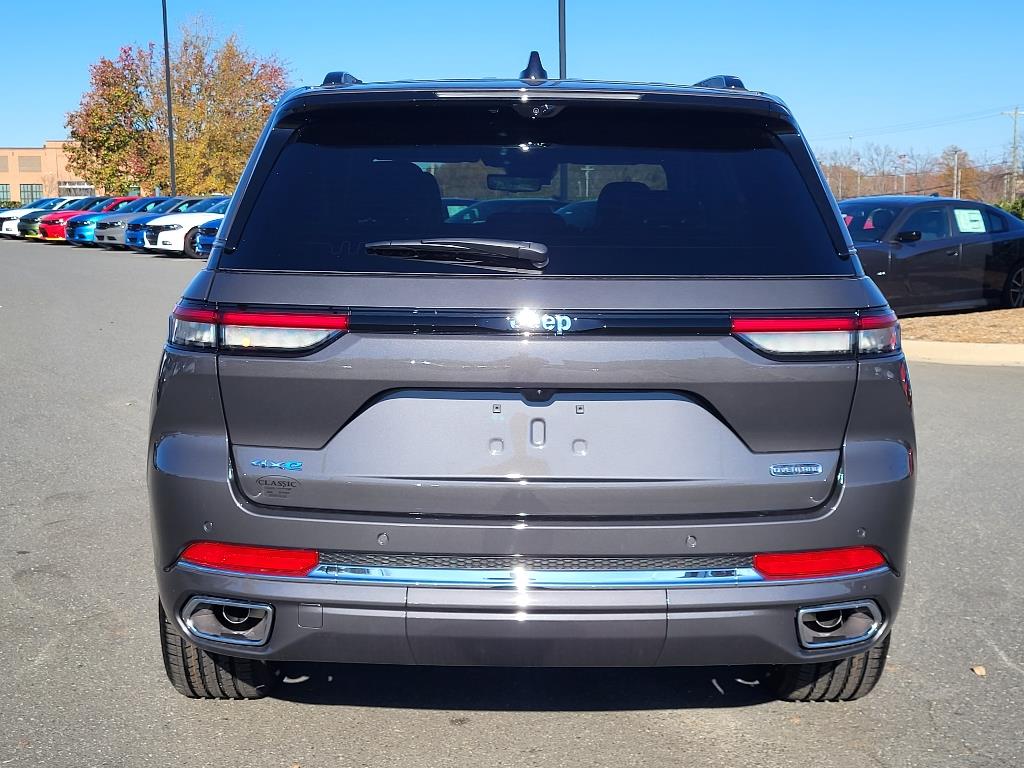 2024 Jeep Cherokee Overland photo 19
