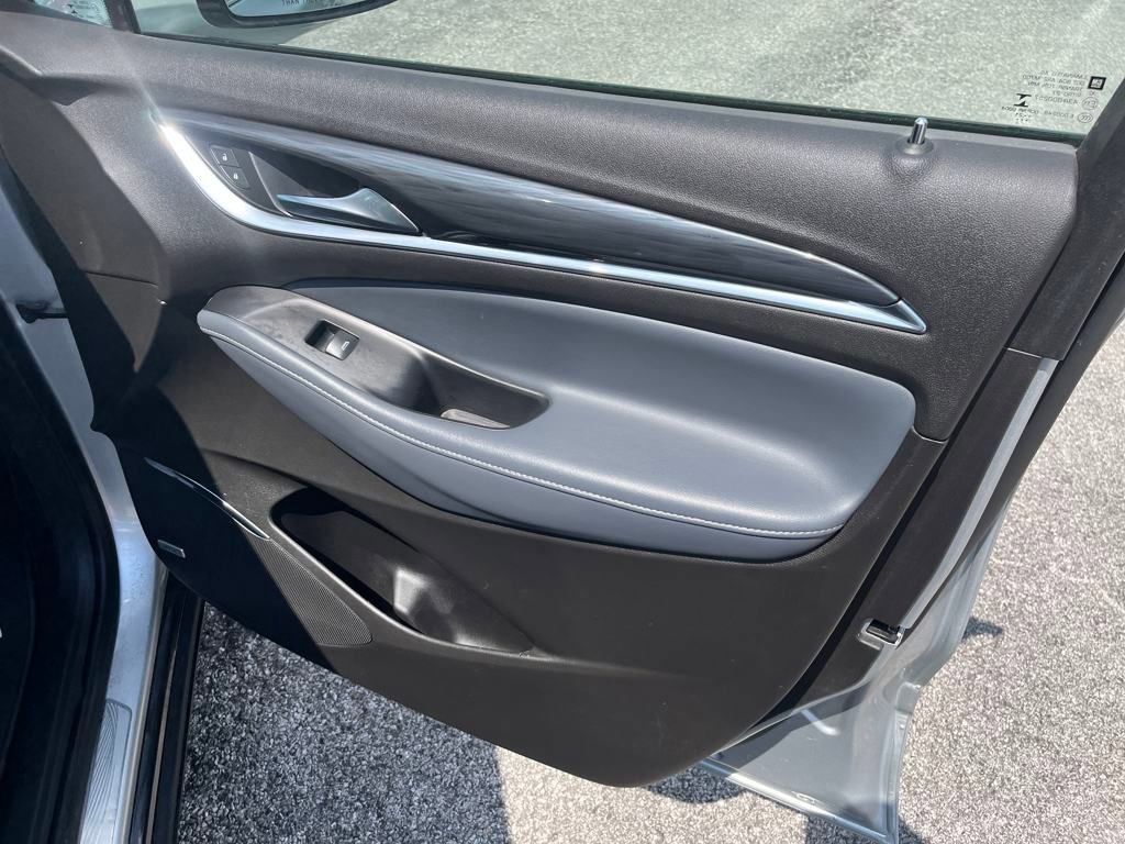 2021 Buick Enclave Essence photo 25