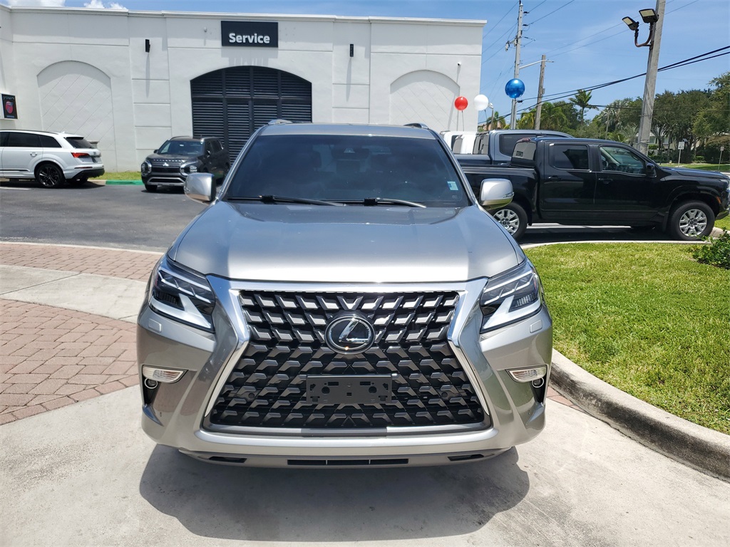 2021 Lexus GX 460 photo 2