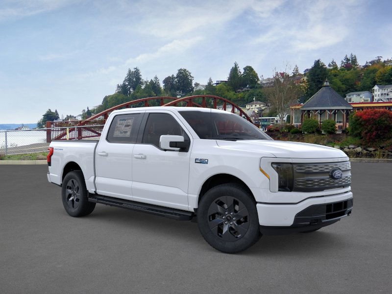 2025 Ford F-150 Lightning Lariat photo 7