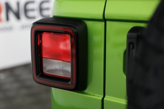2025 Jeep Wrangler Sport S photo 27
