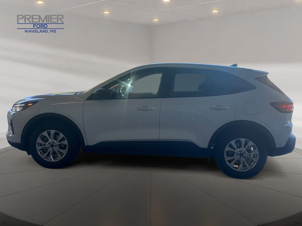 2026 Ford Escape Active photo 2