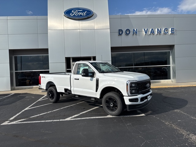 2026 Ford F-250 Super Duty XL's photo