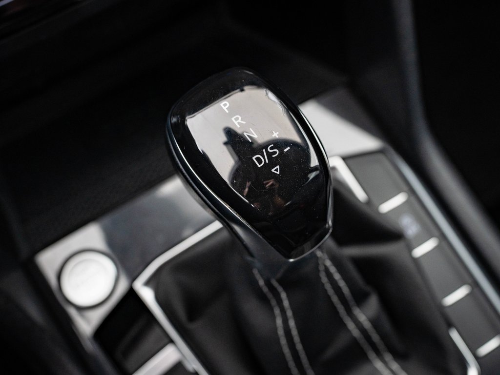 2022 Volkswagen Tiguan SE photo 20