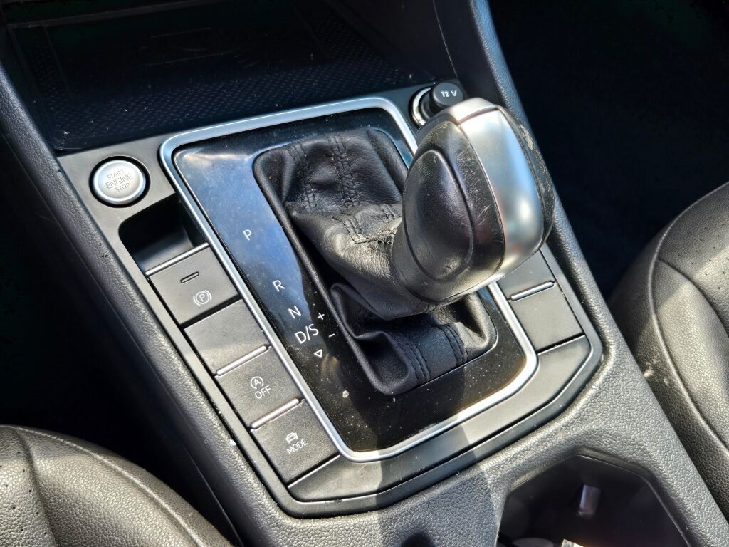2020 Volkswagen Jetta 1.4T SEL photo 23
