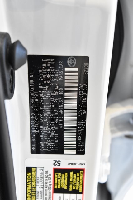 2022 Toyota Camry Hybrid XLE photo 23