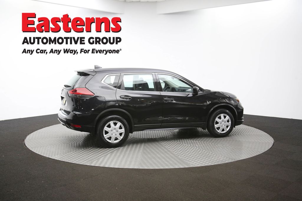 2018 Nissan Rogue S photo 28