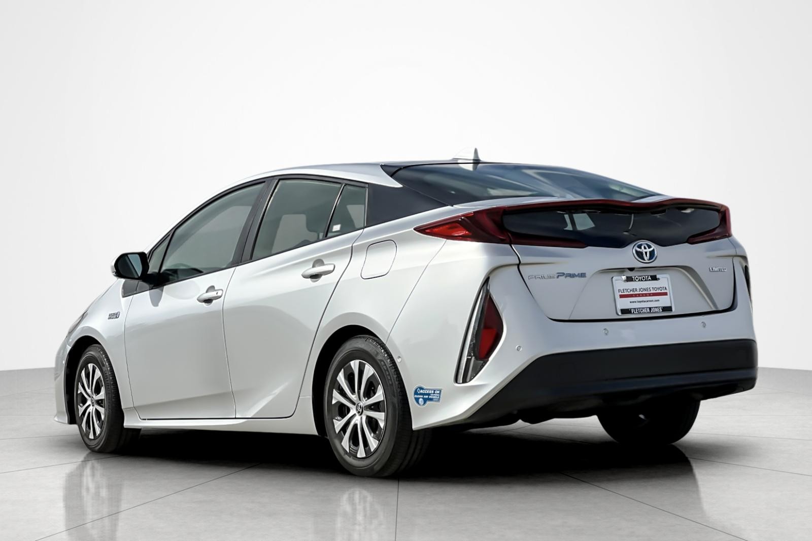 2021 Toyota Prius Prime Limited photo 3