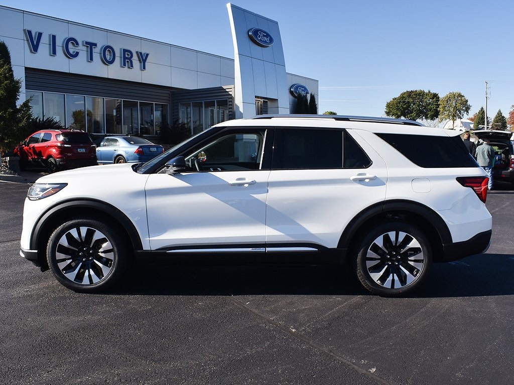 2026 Ford Explorer Platinum photo 2