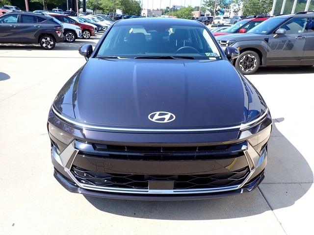2025 Hyundai Sonata Hybrid SEL photo 6