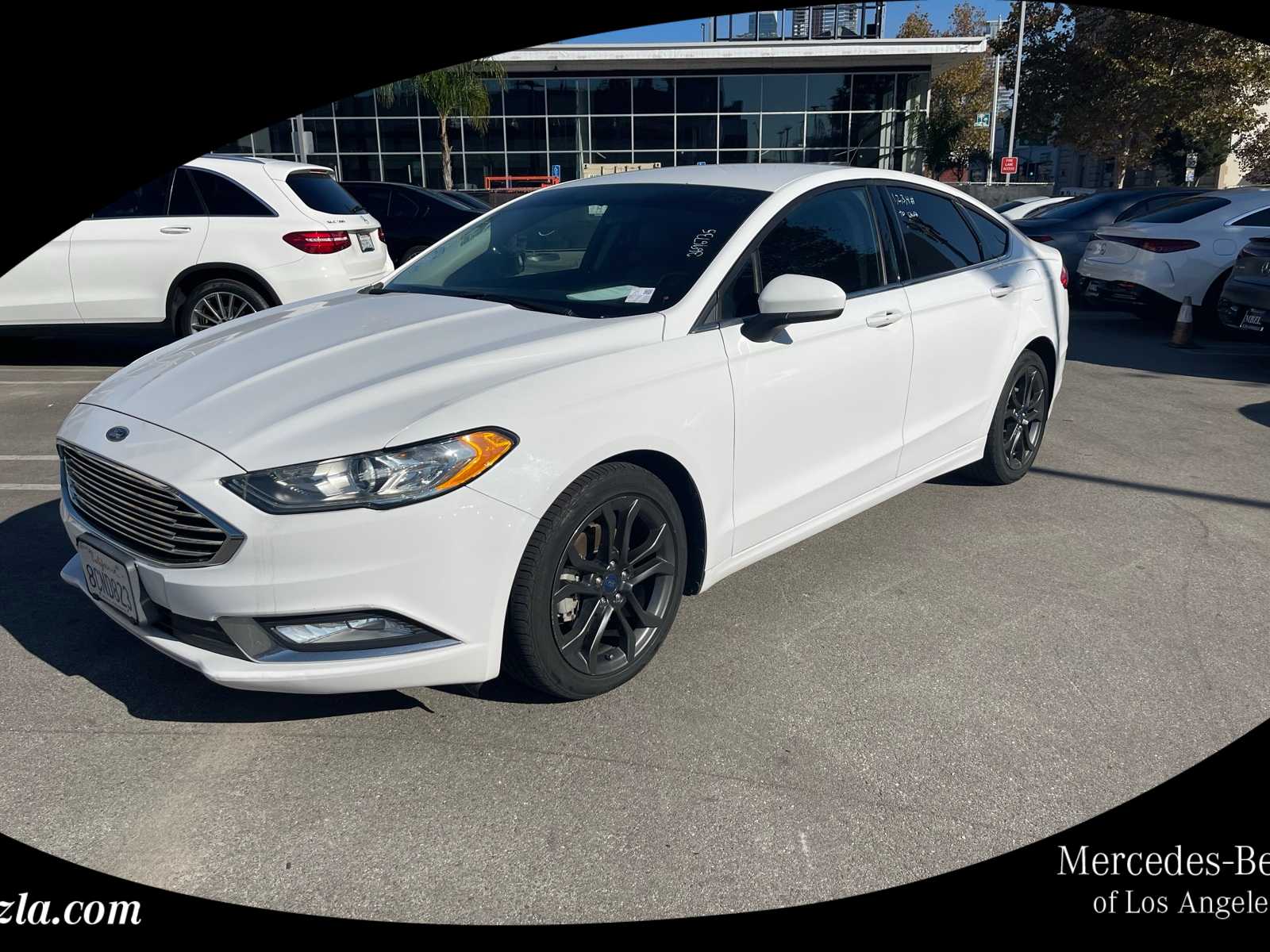 2018 Ford Fusion SE's photo