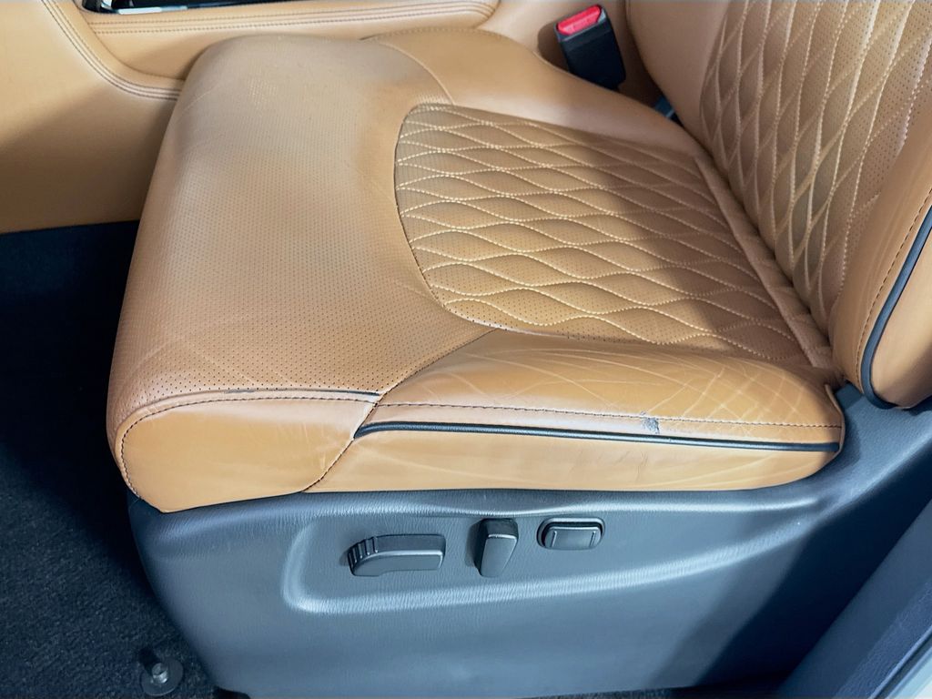 2021 Infiniti QX80 Sensory photo 21