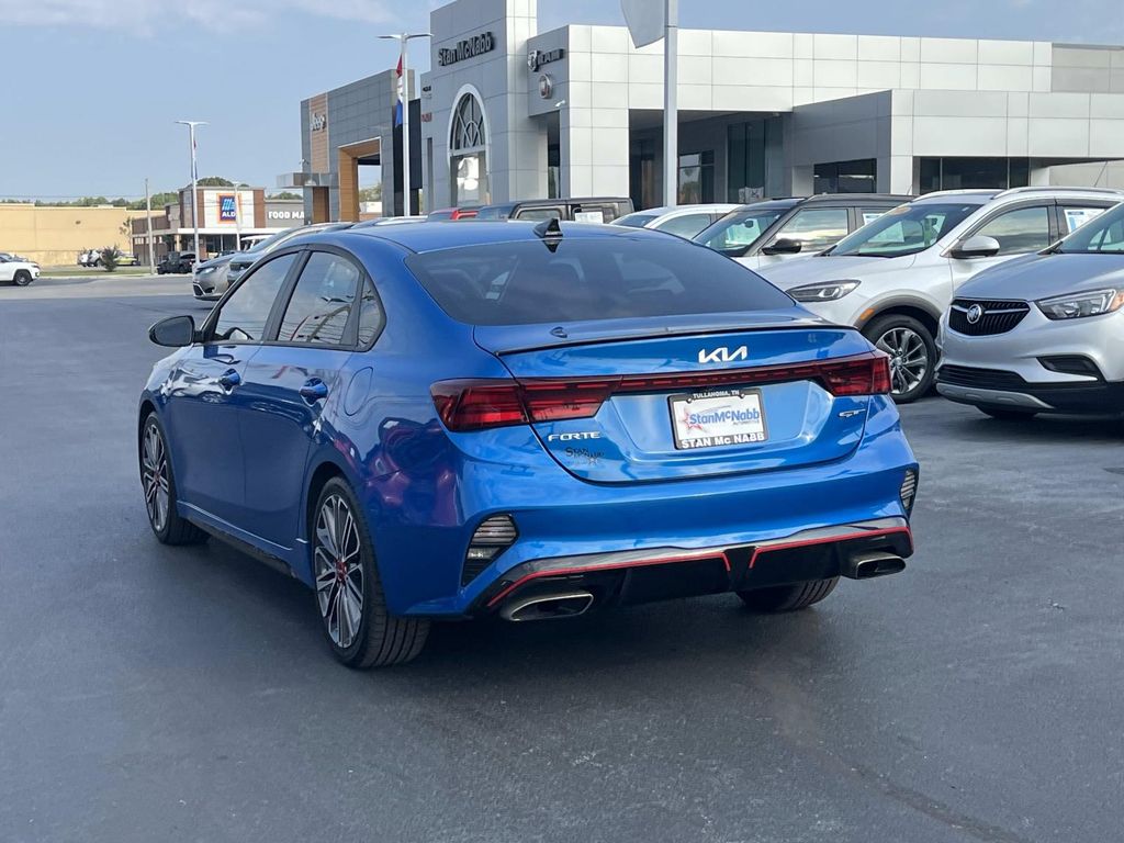 2023 Kia Forte GT photo 5