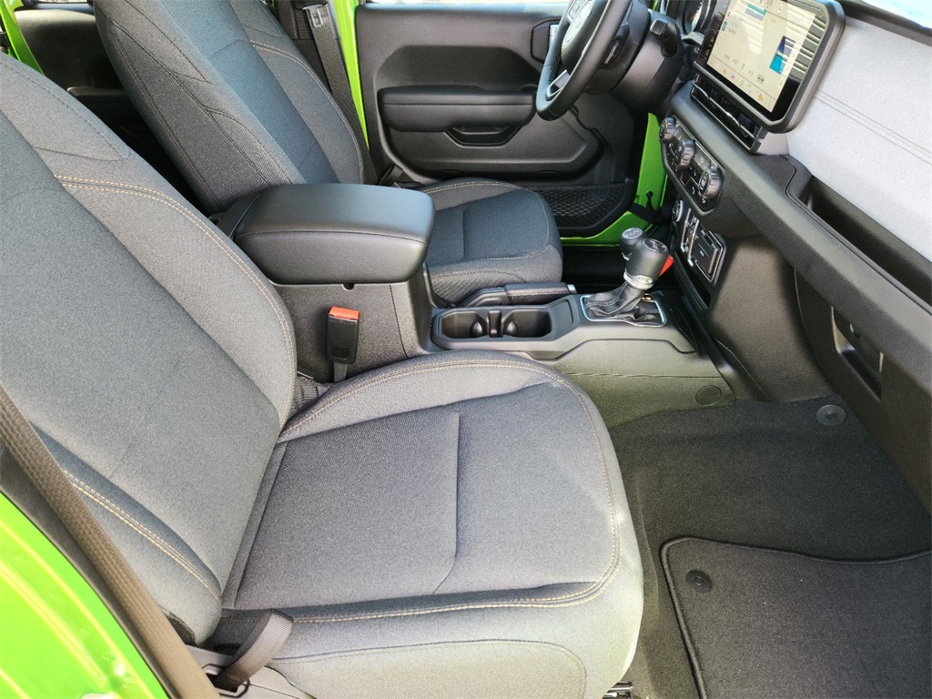 2025 Jeep Wrangler Sport S photo 13