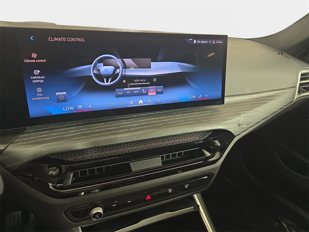 2025 Bmw 330i xDrive Sedan photo 19