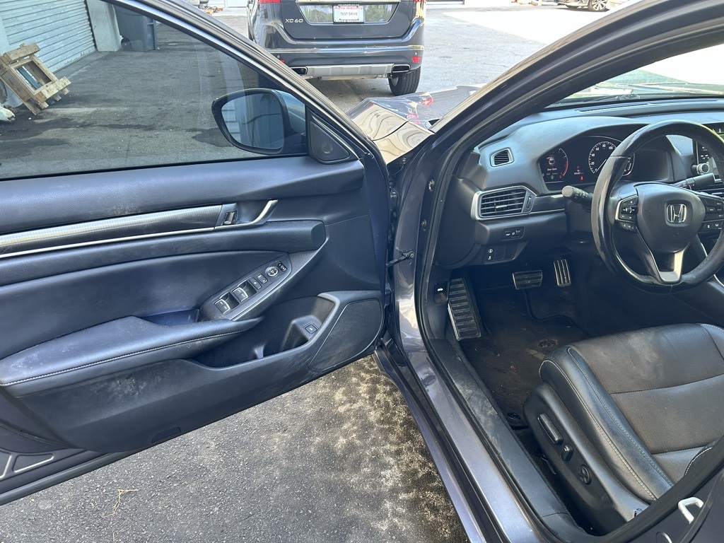 2020 Honda Accord Sport photo 4