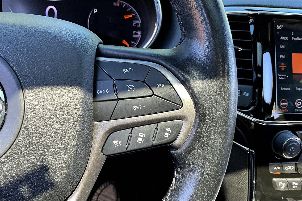 2021 Jeep Grand Cherokee Anniversary Edition photo 27