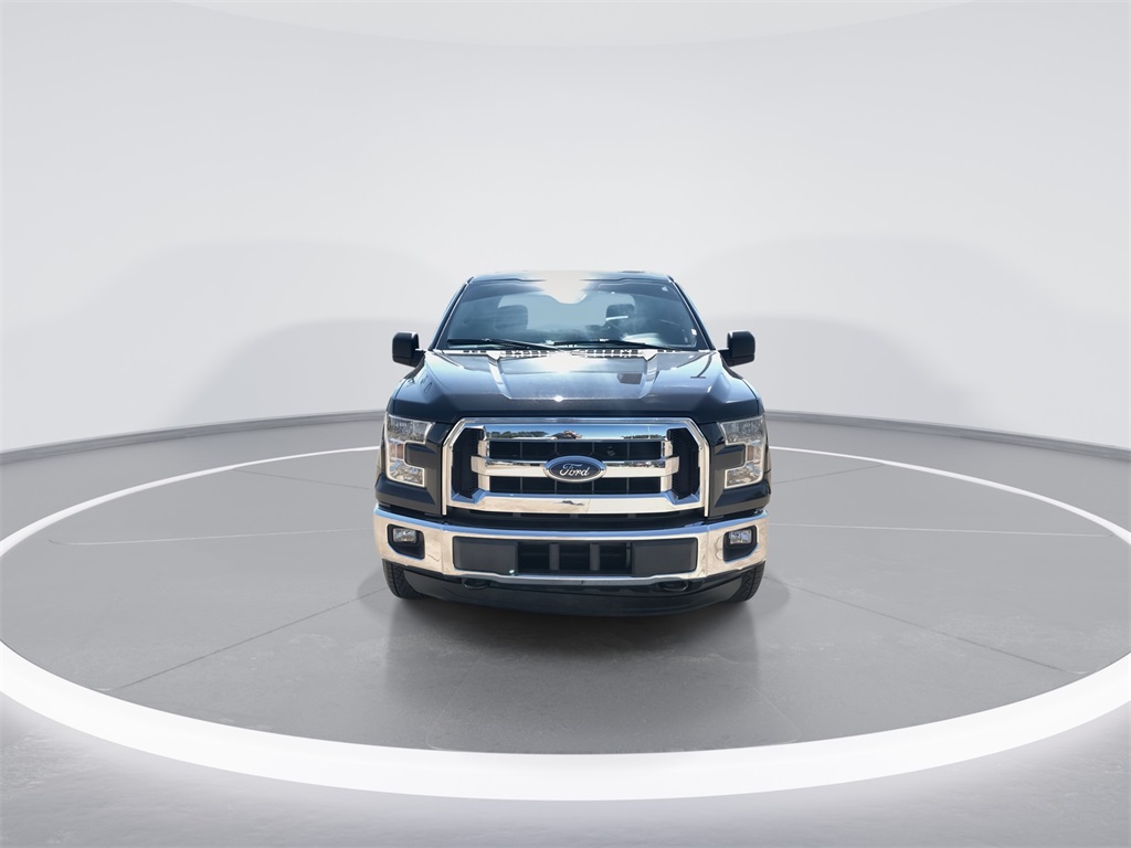2015 Ford F-150 XLT photo 3