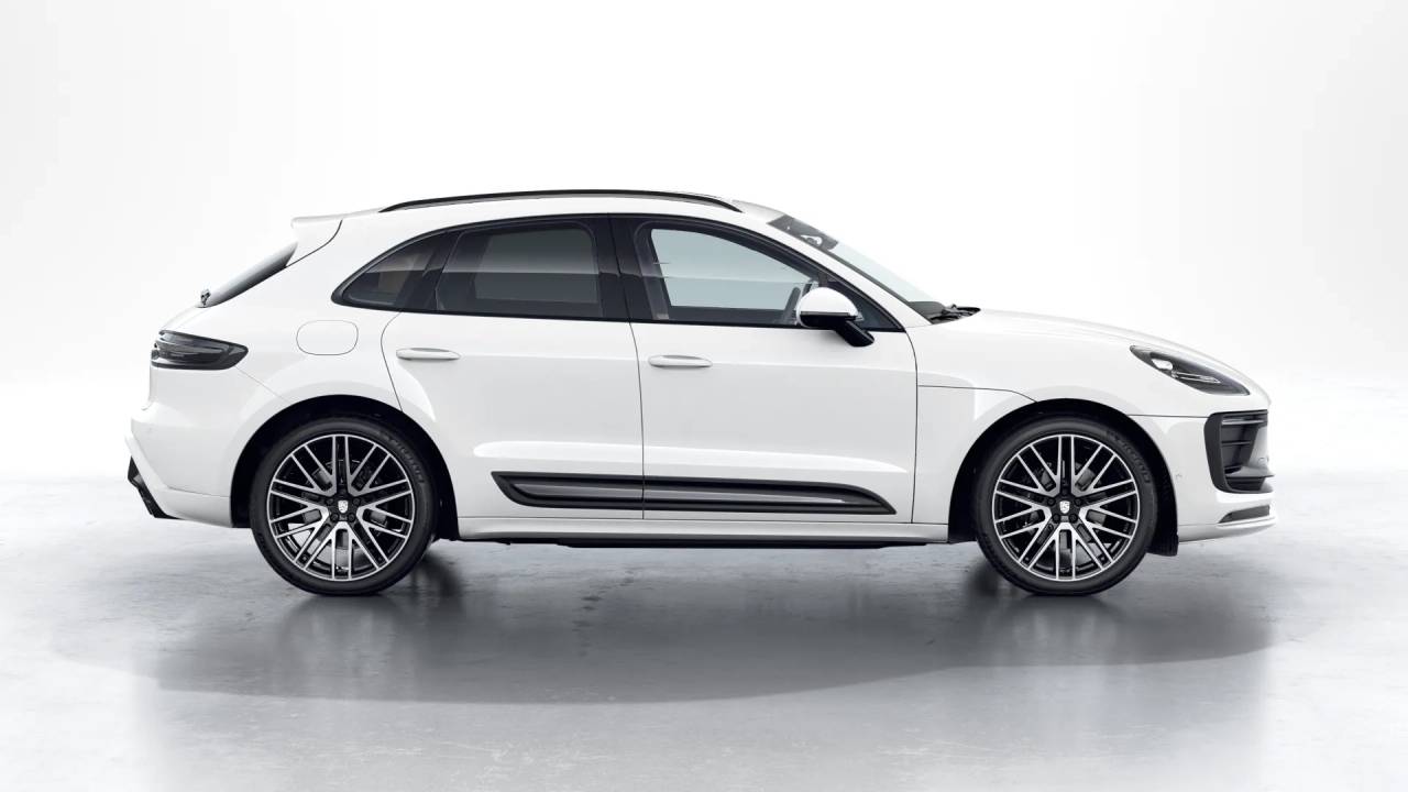 2026 Porsche Macan T photo 7