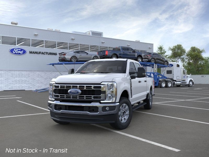 2025 Ford F-250 XLT photo 3