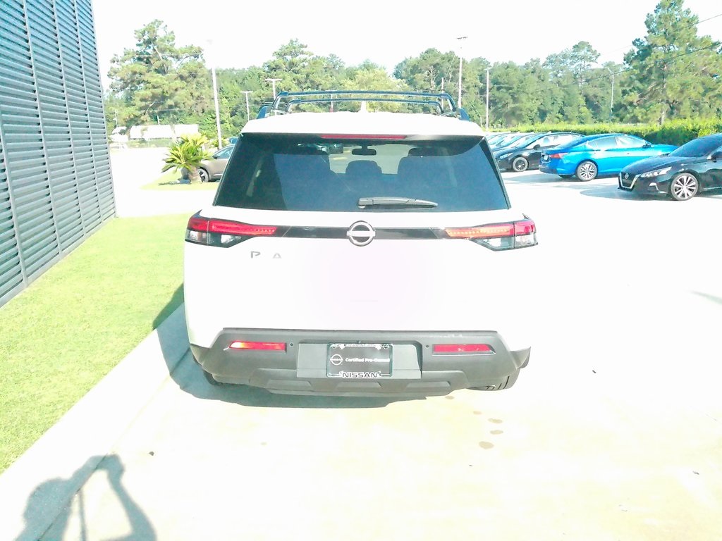 2023 Nissan Pathfinder SV photo 4