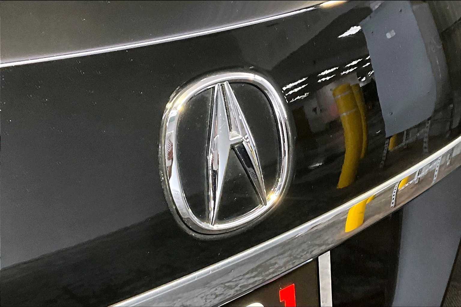 2018 Acura RDX Advance photo 32