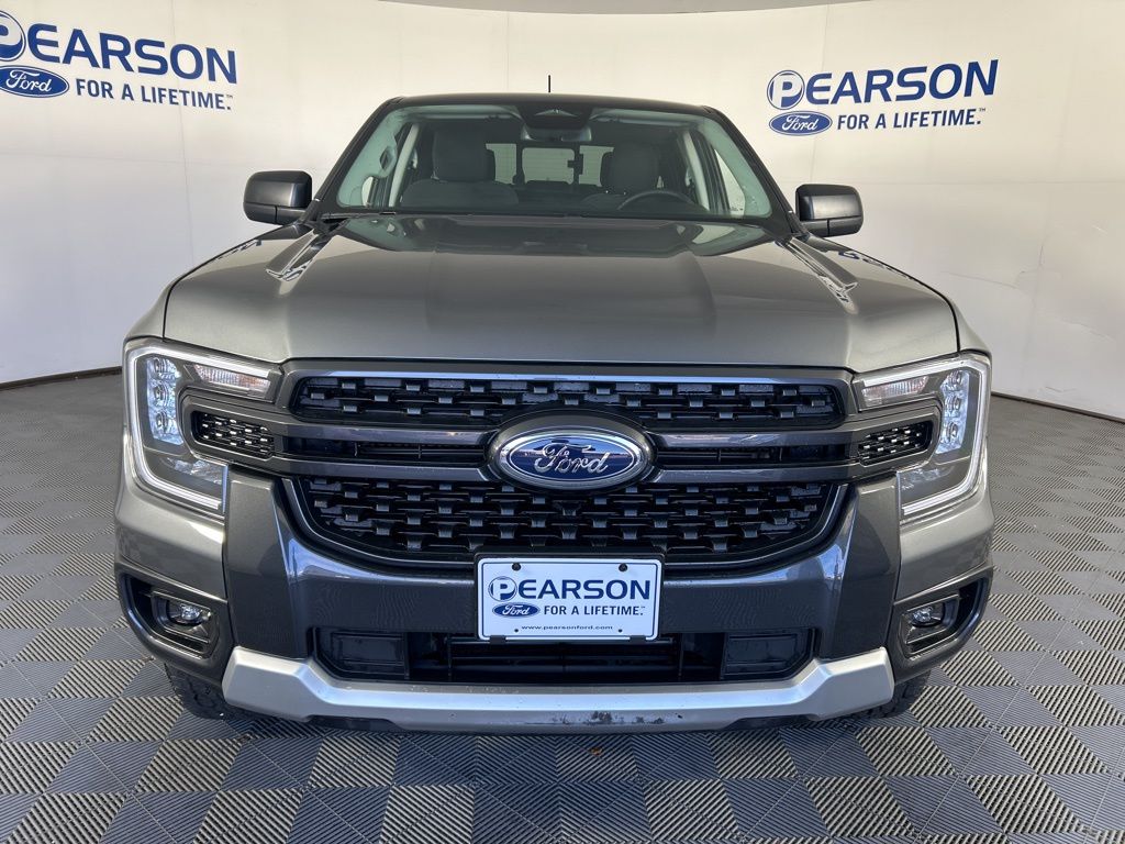 2024 Ford Ranger XLT photo 2