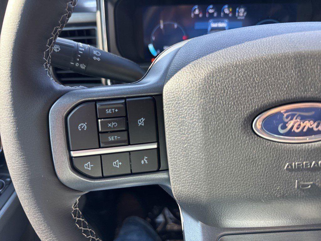 2025 Ford F-250 Lariat photo 28