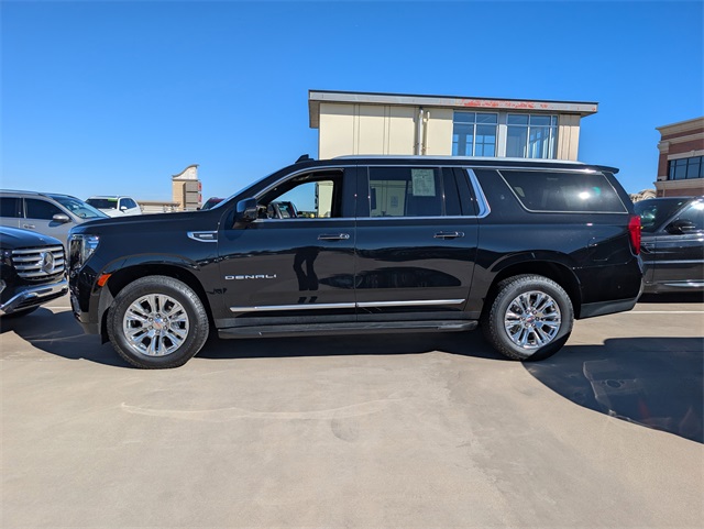 2024 Gmc Yukon XL Denali photo 2