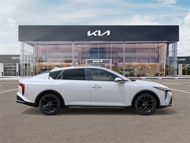 2025 Kia K4 GT-Line Turbo photo 7