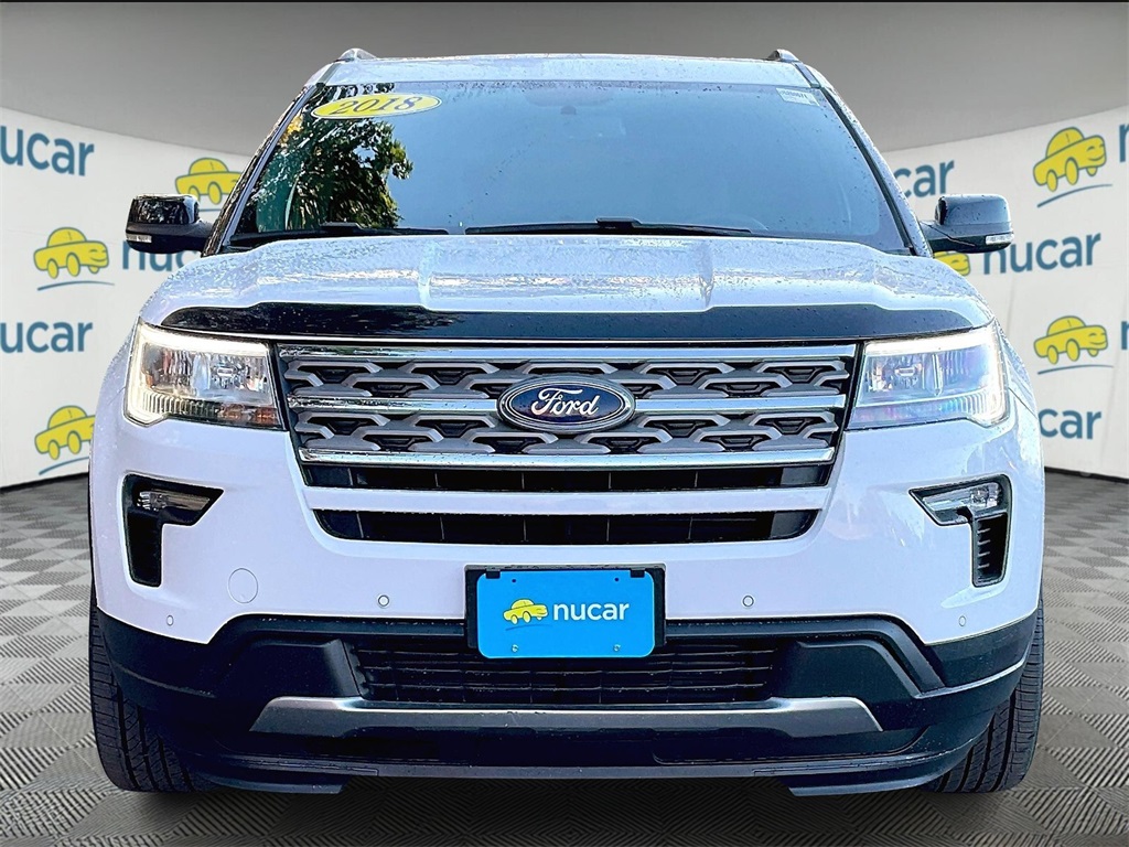 2018 Ford Explorer XLT photo 2