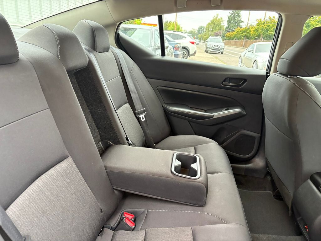 2024 Nissan Altima 2.5 SV photo 29
