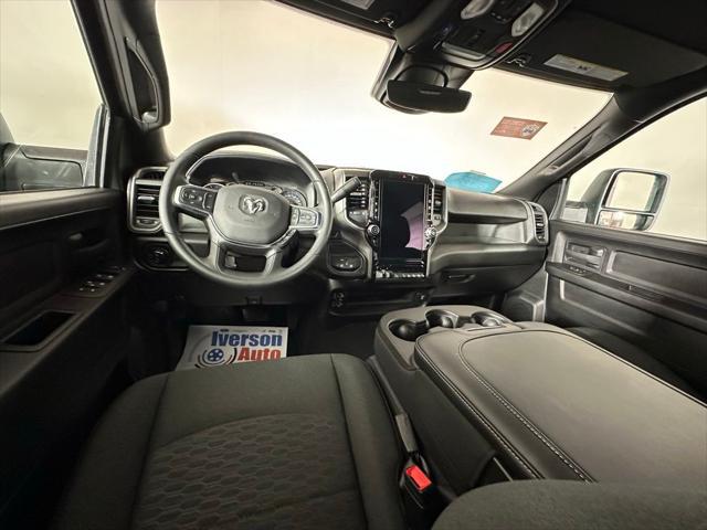 2025 Ram 3500 Tradesman photo 9