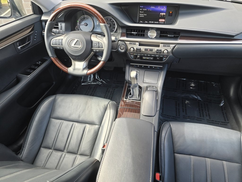 2018 Lexus ES 350 photo 31