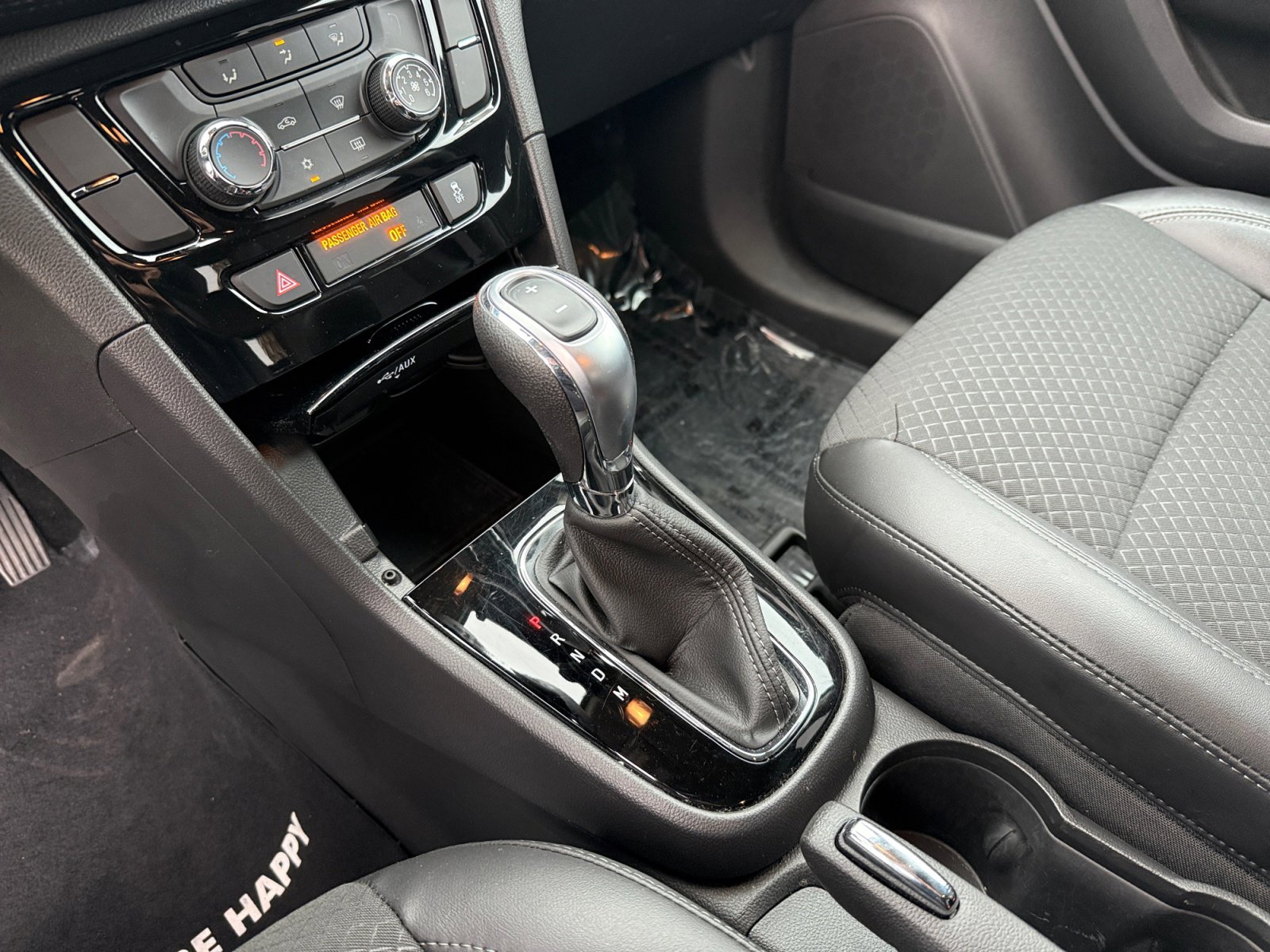 2022 Buick Encore Preferred photo 13