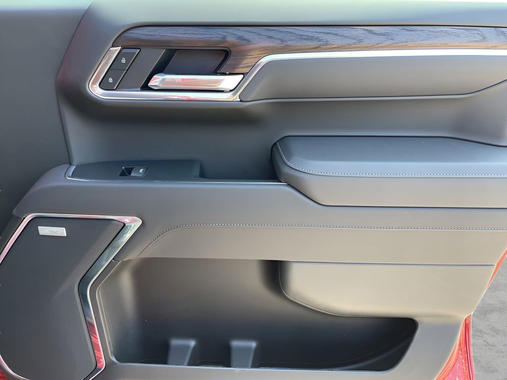 2025 Gmc Sierra 1500 SLT photo 5