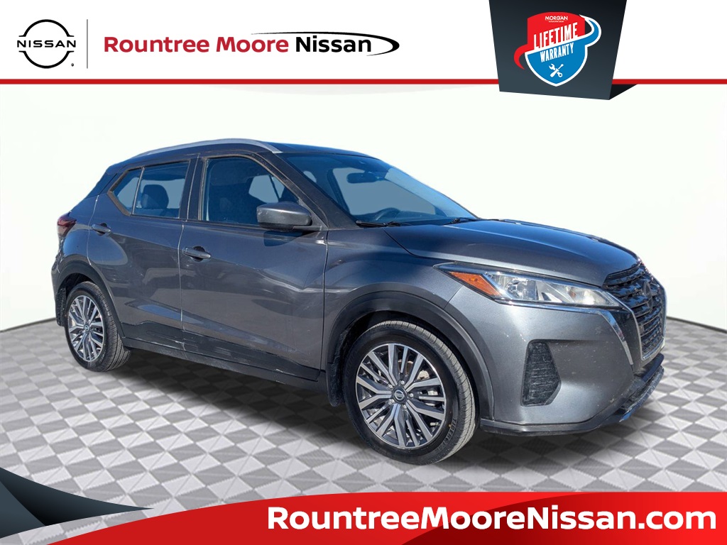 2021 Nissan Kicks SV's photo