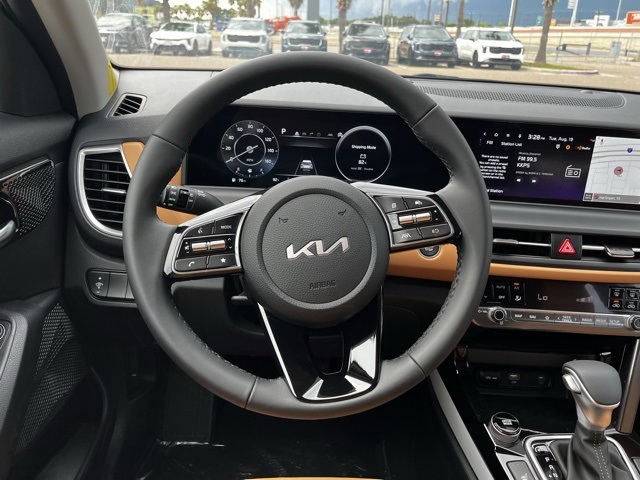 2026 Kia Seltos EX photo 7