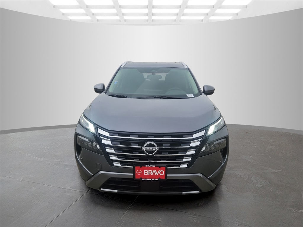 2025 Nissan Rogue SL photo 2