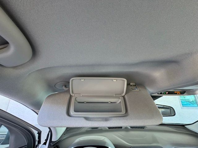 2023 Chevrolet Equinox LS photo 33