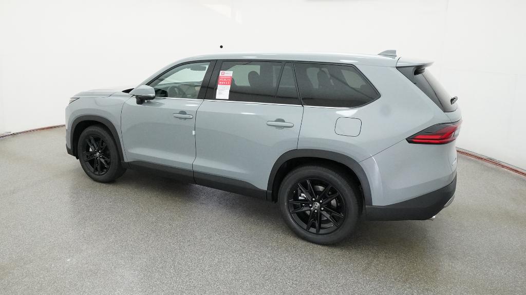 2026 Toyota Grand Highlander Hybrid MAX Platinum AWD photo 11