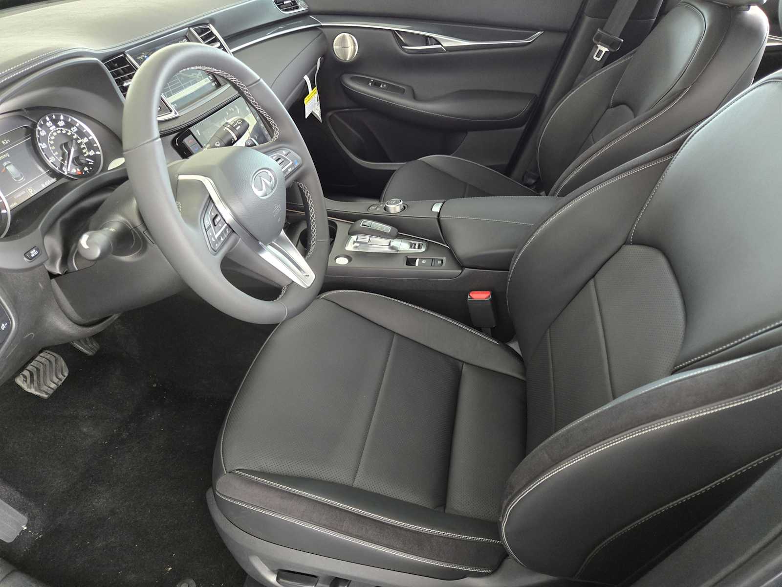 2025 Infiniti QX50 SPORT AWD photo 7