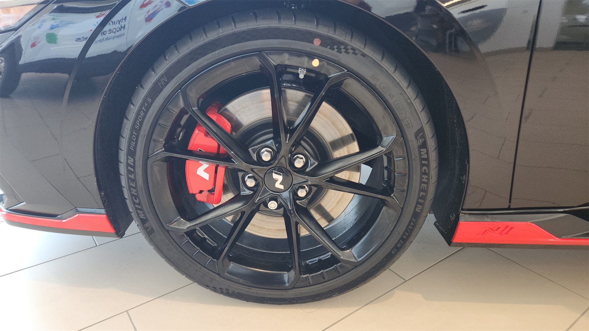 2025 Hyundai Elantra N Base photo 21